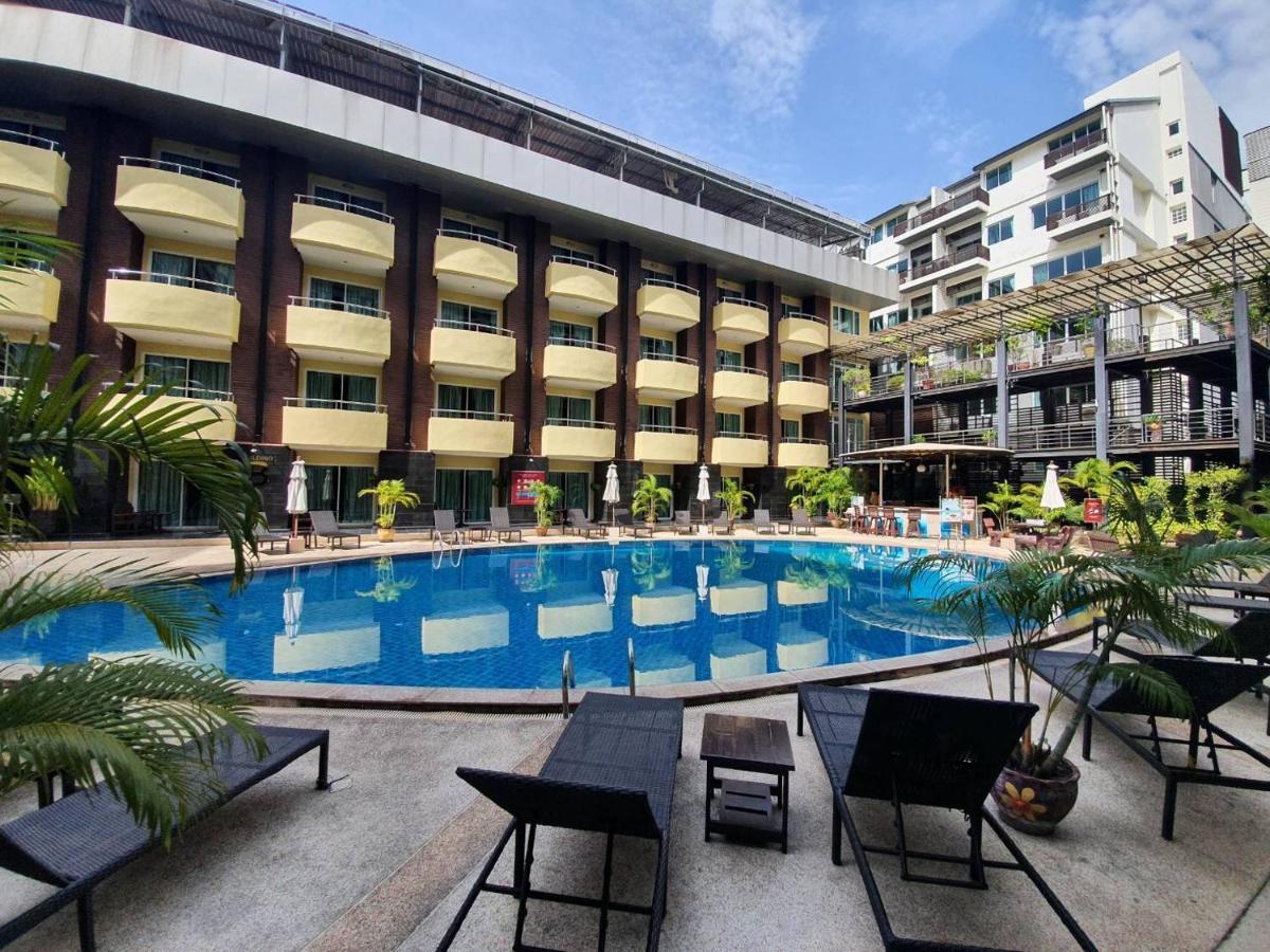 Baron Beach Hotel Pattaya Exterior foto